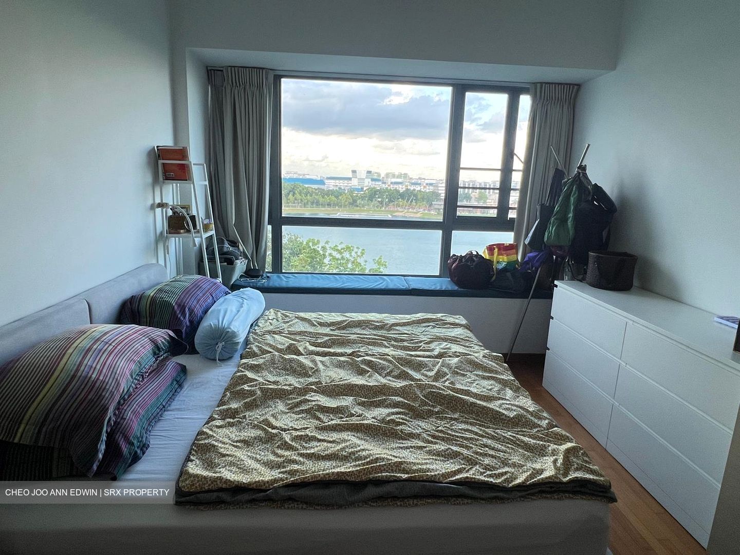 Waterfront Waves (D16), Condominium #556711671